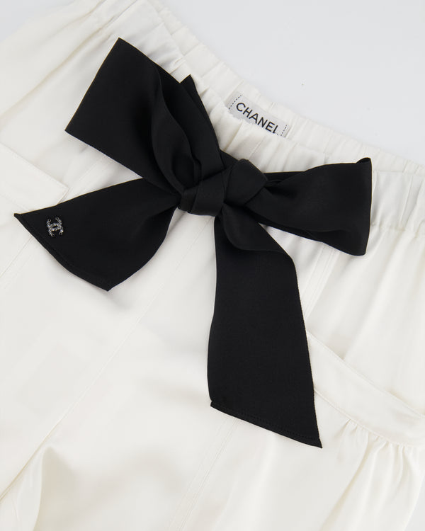 Chanel White Silk Trousers with Black Belt and Crystal CC Logo Detail Size FR 36 (UK 8)