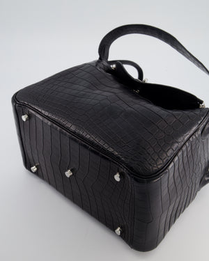 Hermès Lindy 30 Bag in Black Crocodile Leather with Palladium Hardware