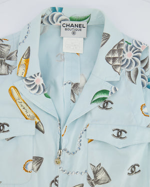 Chanel Vintage 96P Light Blue Sleeveless Mini Dress with Camelia, Bow and Pearl Prints with Silver CC Logo Front Zipper Detail Size FR 40 (UK 12)