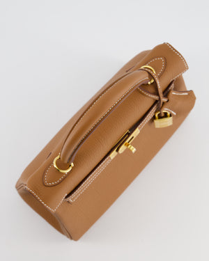 Hermès Kelly 25 Retourne Bag in Gold Togo Leather with Gold Hardware