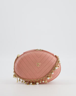Chanel 2019 Pink Runway La Pausa Round Evening bag in Chevron with Gold Hardware and Charm Chain