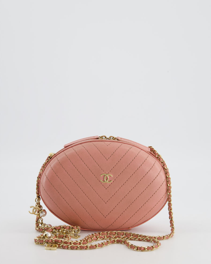 Chanel 2019 Pink Runway La Pausa Round Evening bag in Chevron with Gold Hardware and Charm Chain