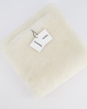 *HOT* Chanel Coco Neige 25/26 Ecru and Black Shearling Lambskin Muff Bag with Black CC Logo and Champagne Gold Chain Detail