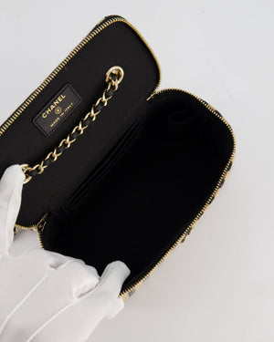 Chanel 21P Beige & Black Raffia Vanity Case Bag with Champagne Gold Hardware