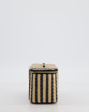 Chanel 21P Beige & Black Raffia Vanity Case Bag with Champagne Gold Hardware