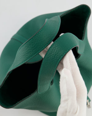 Hermès Picotin Lock 22 Bag in Vert Moyen Clemence Leather with Palladium Hardware