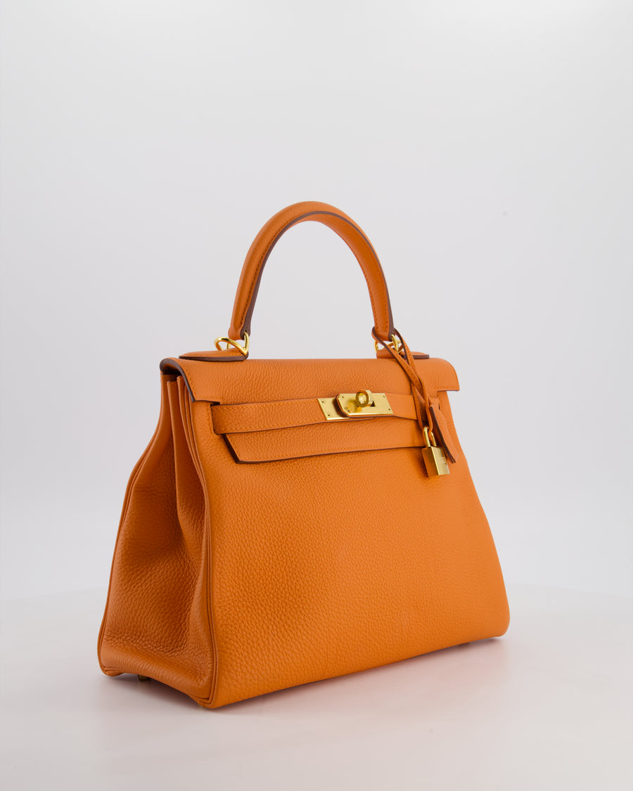 Hermès Kelly Bag 28cm Retourne in Orange Togo Leather with God Hardware