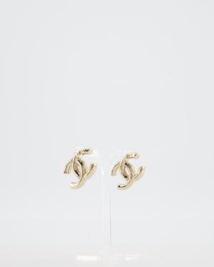 Chanel CC Logo Stud Earrings in Gold