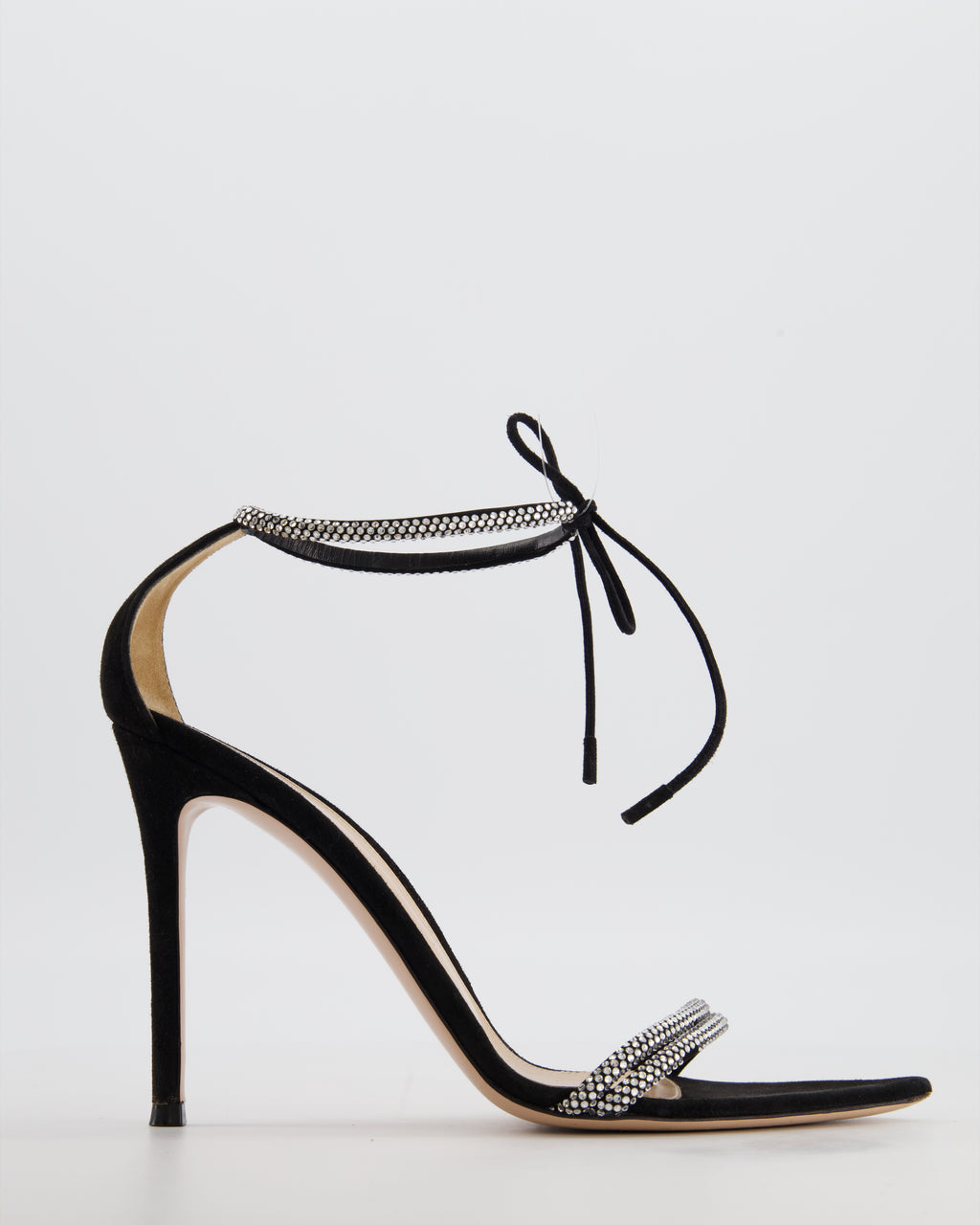 【ソフィー】Gianvito Rossi ⭐︎MONTECARLO サンダル Gianvito Rossi Montecarlo Crystal Embellished Sandals in Black