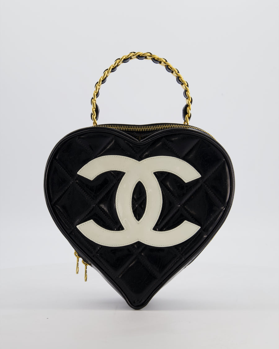 *RARE COLLECTORS ITEM* Chanel 1995 Vintage Black Heart Vanity Bag with White CC Logo and Gold Chain Handle Detail