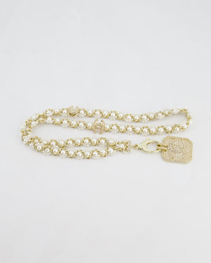 Chanel 21/A Métiers d’Art Champagne Gold Medallion CC Pearl Necklace