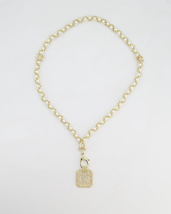Chanel 21/A Métiers d’Art Champagne Gold Medallion CC Pearl Necklace