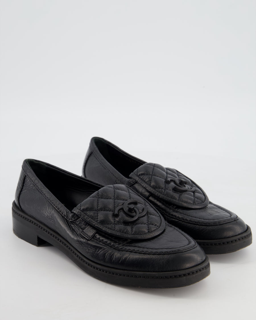 Chanel Black Quilted Leather Loafers in Aged Calfskin Leather with Black CC Logo Size EU 38.5
