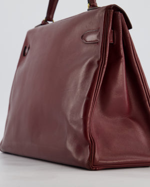 *FIRE PRICE* Hermès Vintage Kelly 32 Bag in Rouge H Box Leather with Gold Hardware