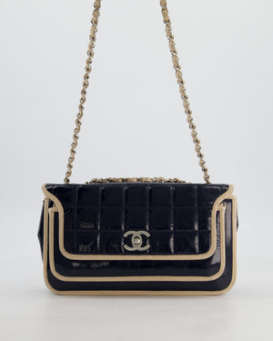 Chanel Chocolate Bar Flap Shoulder Bag in Navy Patent Leather with Silver Hardware