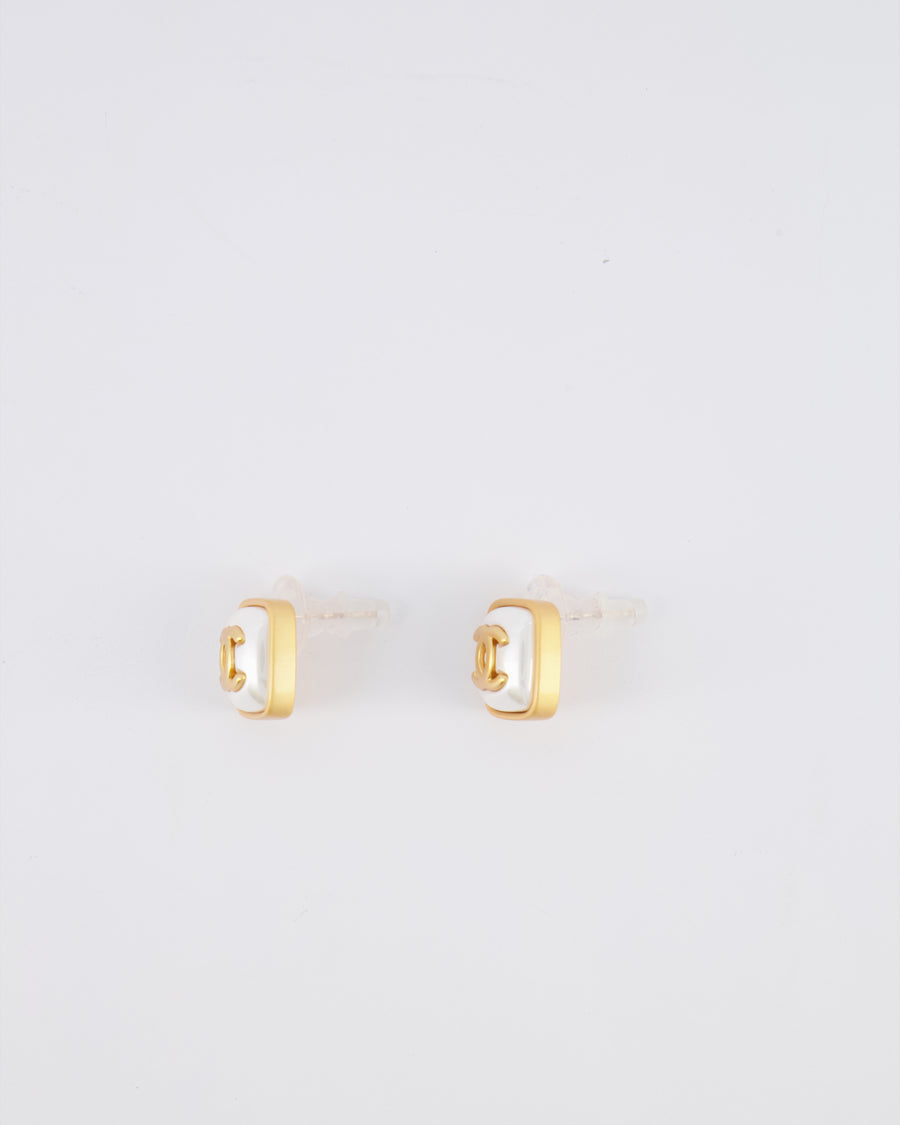 Chanel 25A Brushed Gold and White CC Logo Small Square Earrings