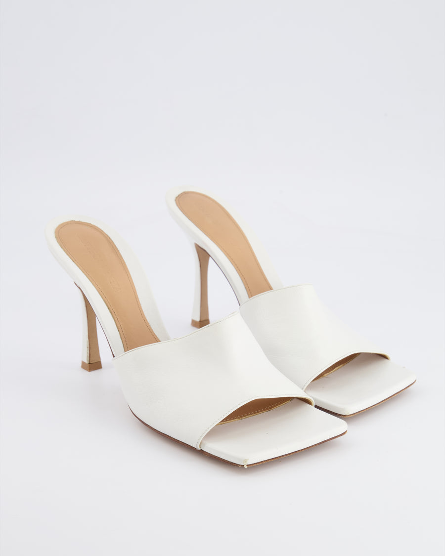 Bottega Veneta White Leather Heeled Mules with Squared Toe Detail Size EU 40