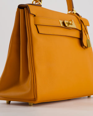 Hermès Kelly 28 Retourne Bag in Abricot Evercolor Leather with Gold Hardware