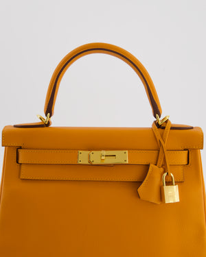 Hermès Kelly 28 Retourne Bag in Abricot Evercolor Leather with Gold Hardware