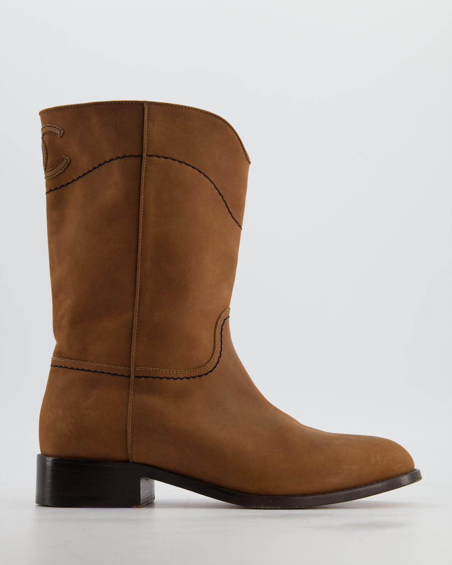 Chanel 21A Brown Ankle Boots in Suede & Leather with CC Logo Size EU 38.5