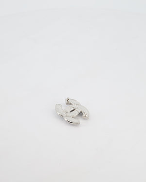 Chanel Silver CC Brooch with Silver Enamel