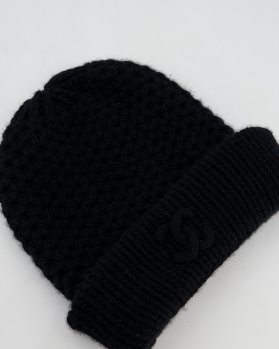 Chanel Black Cashmere Beanie Hat with CC Logo OS