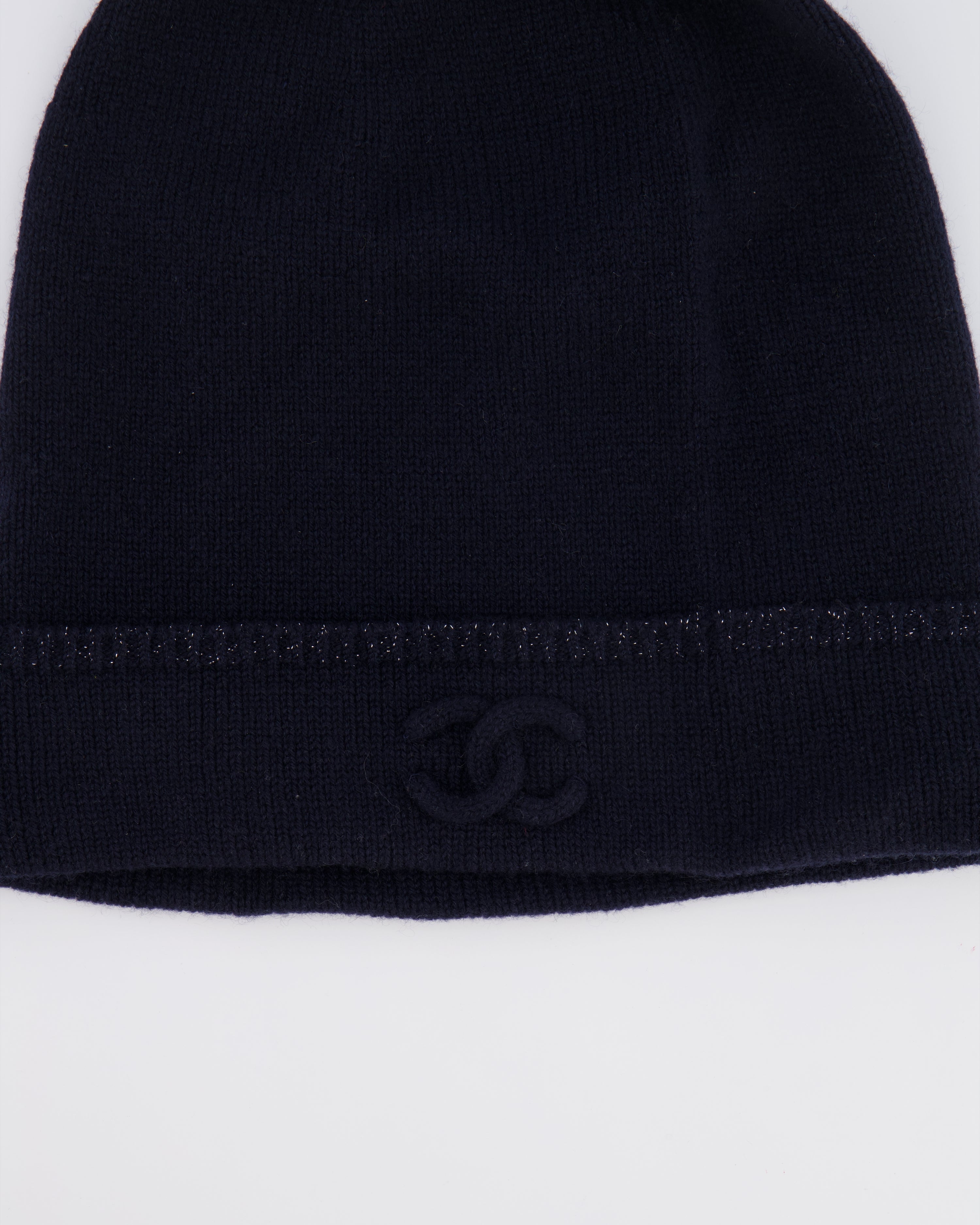 Chanel Navy Cashmere Beanie Hat with CC Logo One Size – Sellier