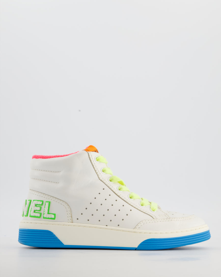 Chanel 20/P White Calfskin and Multicolour Trainers with Logo Detail Size EU 38.5