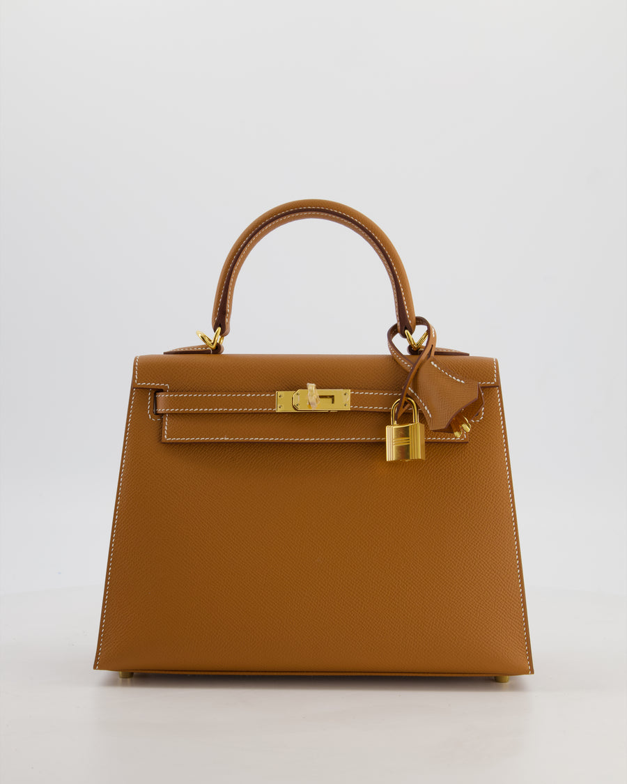 Hermès Kelly 25 Sellier Bag in Gold Epsom Leather with Gold Hardware
