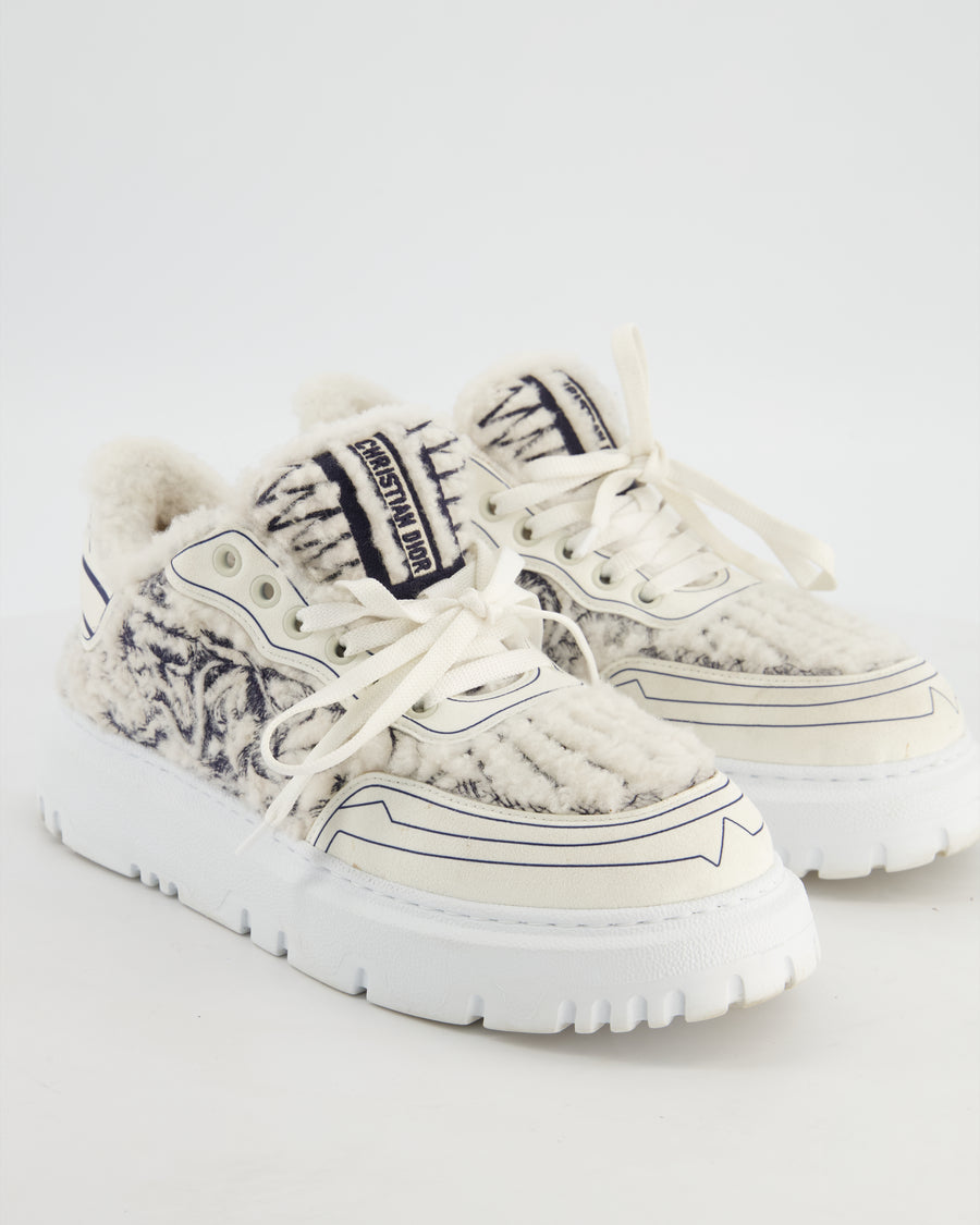 Christian Dior Blue Toile de Jouy Embroidered Shearling-lined Sneakers in White Size EU 38.5