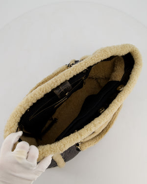 Chanel Black Shiny Crumpled Shearling CC Mania Deauville Tote Bag with Champagne Gold Hardware
