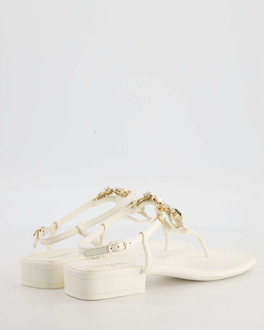 Chanel White Thong Leather Sandal with Gold Chain CC Heart Detail Size EU 39
