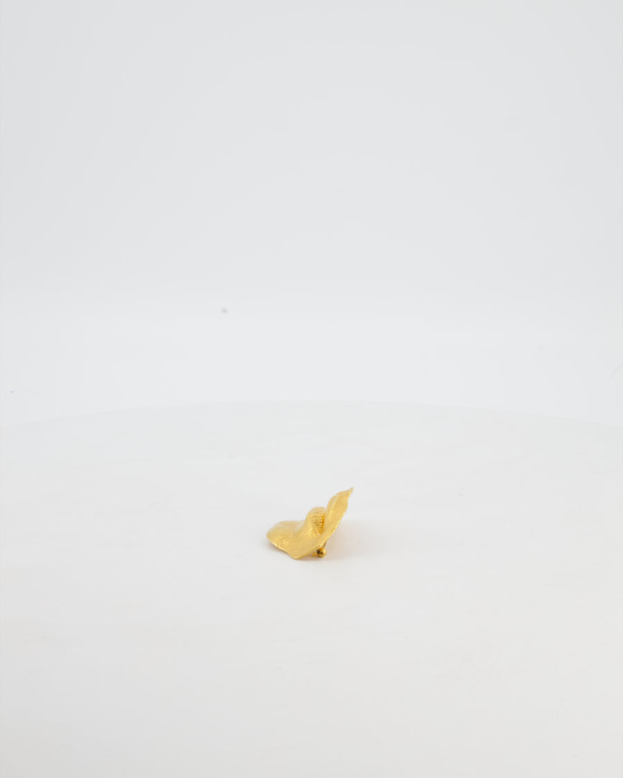 Schiaparelli Hammered Gold Brass Mouth Brooch with Logo