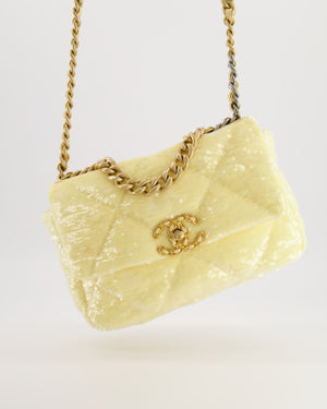 *HOT* Chanel Cruise 2021 Medium 19 Flap Bag in Light Yellow Sequins with Tricolour Antique Gold, Antique Silver and Silver Hardware