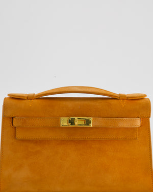 *SUPER RARE VINTAGE* Hermès Vintage Mini Kelly Pochette Bag in Orange Veau Doblis Leather with Gold Hardware