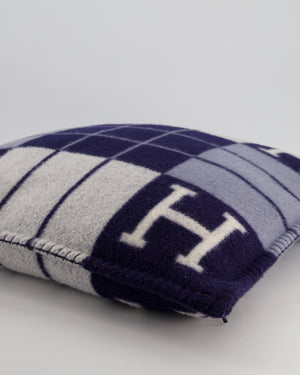 Hermès Avalon III Pillow in Écru, Blue and Gris Foncé