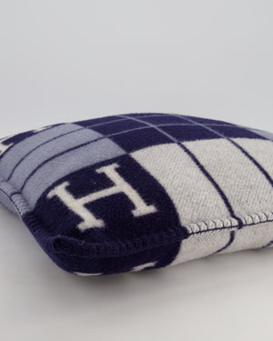 Hermès Avalon III Pillow in Écru, Blue and Gris Foncé