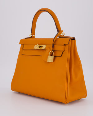 Hermès Kelly 28 Retourne Bag in Abricot Evercolor Leather with Gold Hardware