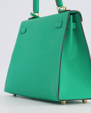 Hermès Kelly 25 Sellier Bag in Menthe Chèvre Chamkila Leather with Gold Hardware