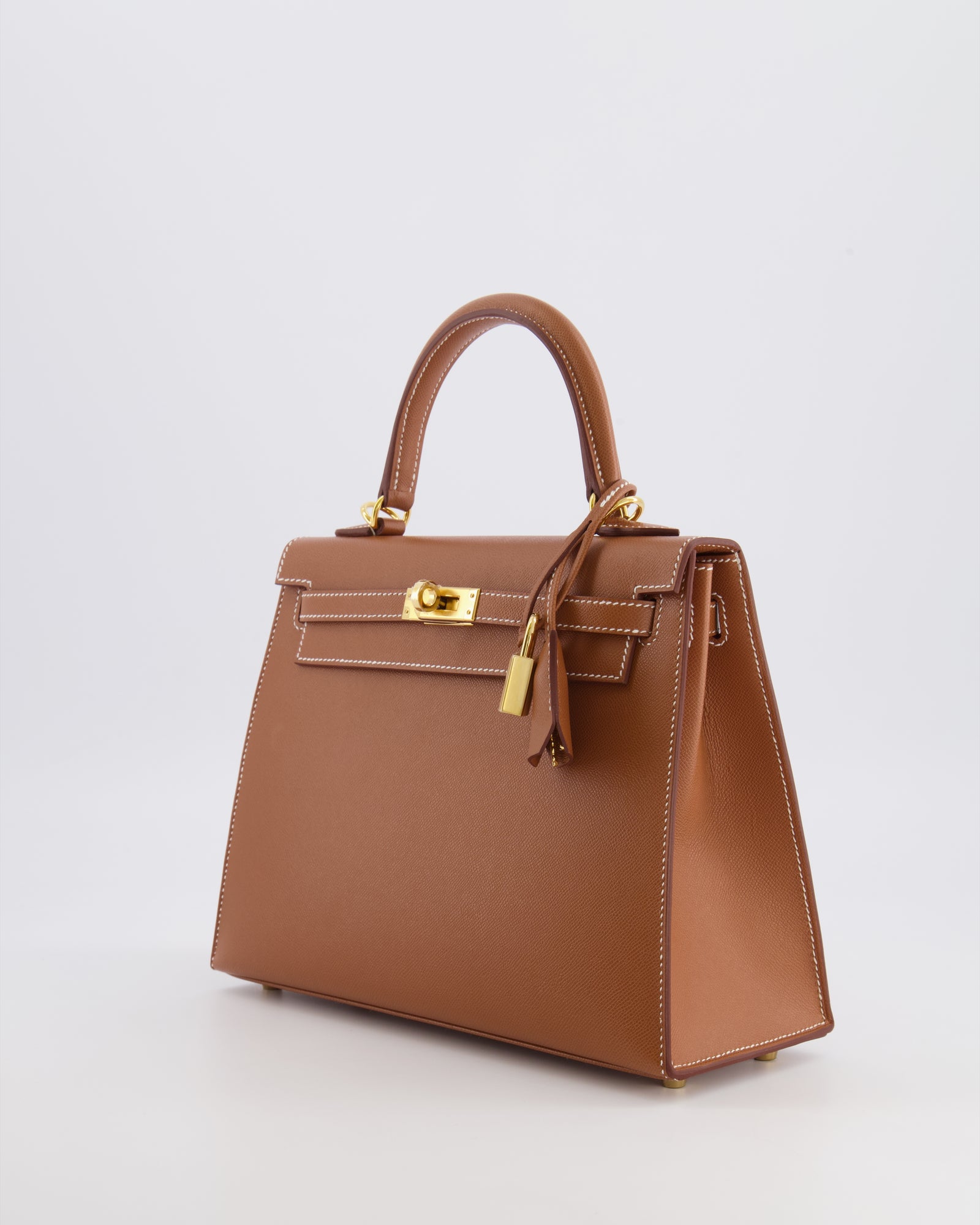 Hermès Kelly 25 II Sellier Bag in Gold Veau Madame Leather with Gold H