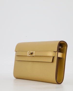 Hermès Kelly To Go Bag in Doré Chevre Chamkila Leather with Gold Hardware
