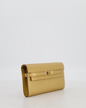 Hermès Kelly To Go Bag in Doré Chevre Chamkila Leather with Gold Hardware