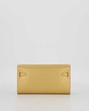 Hermès Kelly To Go Bag in Doré Chevre Chamkila Leather with Gold Hardware