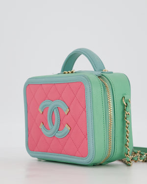 *VERY RARE* Chanel Tricolour Caviar leather Vanity Case Bag with Blue CC Leather Logo Detail