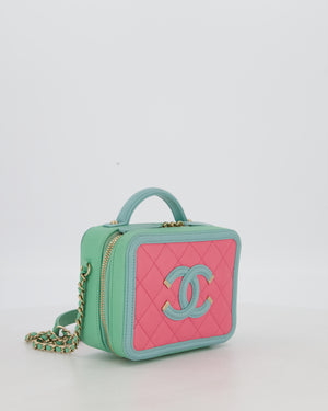 *VERY RARE* Chanel Tricolour Caviar leather Vanity Case Bag with Blue CC Leather Logo Detail