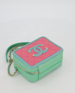 *VERY RARE* Chanel Tricolour Caviar leather Vanity Case Bag with Blue CC Leather Logo Detail