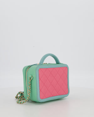 *VERY RARE* Chanel Tricolour Caviar leather Vanity Case Bag with Blue CC Leather Logo Detail