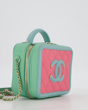 *VERY RARE* Chanel Tricolour Caviar leather Vanity Case Bag with Blue CC Leather Logo Detail