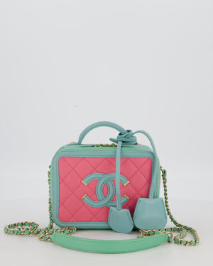 *VERY RARE* Chanel Tricolour Caviar leather Vanity Case Bag with Blue CC Leather Logo Detail