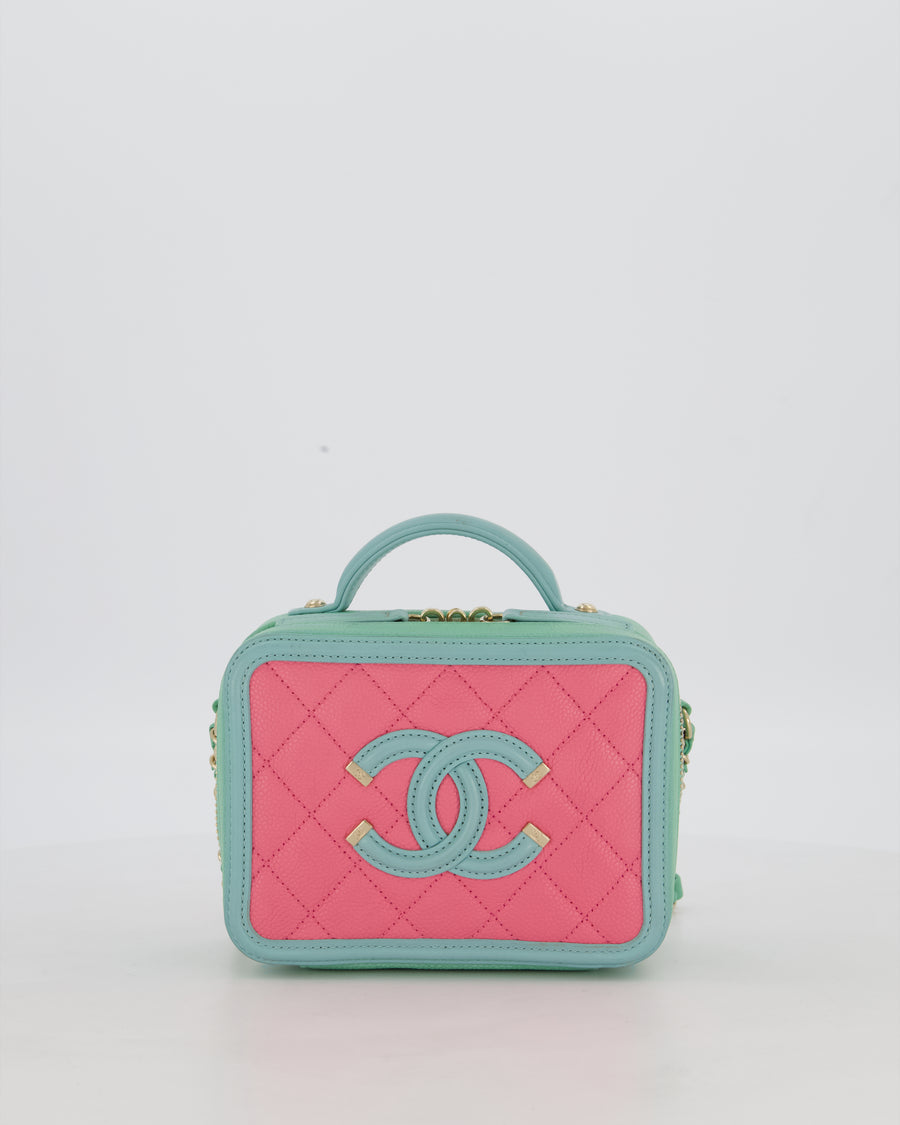 *VERY RARE* Chanel Tricolour Caviar leather Vanity Case Bag with Blue CC Leather Logo Detail